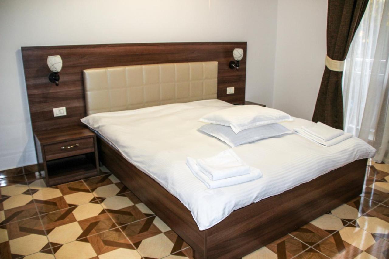 Hotel Corina Borşa エクステリア 写真