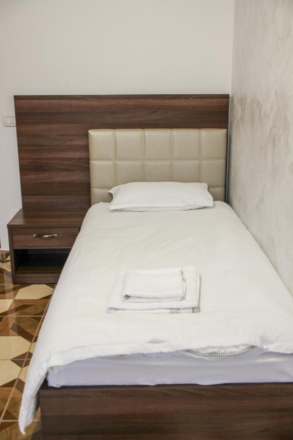 Hotel Corina Borşa エクステリア 写真